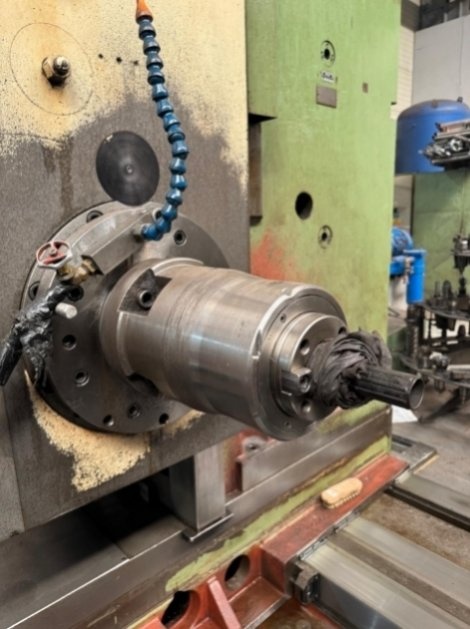 Značka WHQ, model 13.8 CNC, r. v. 1995 - 4