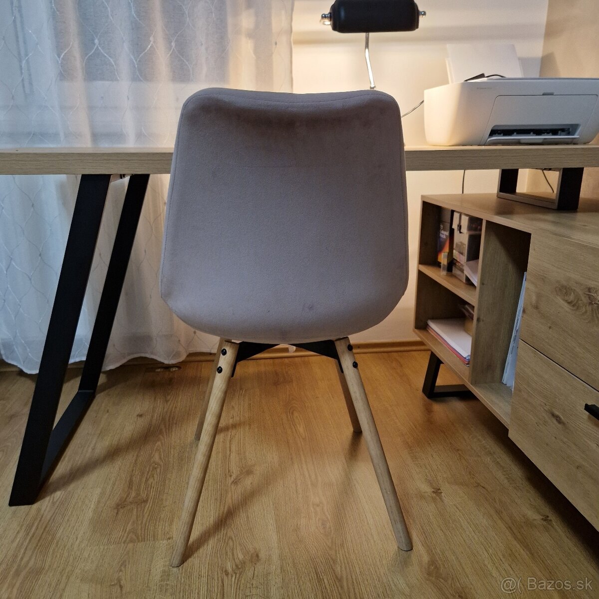 Čalúnená stolička - 4