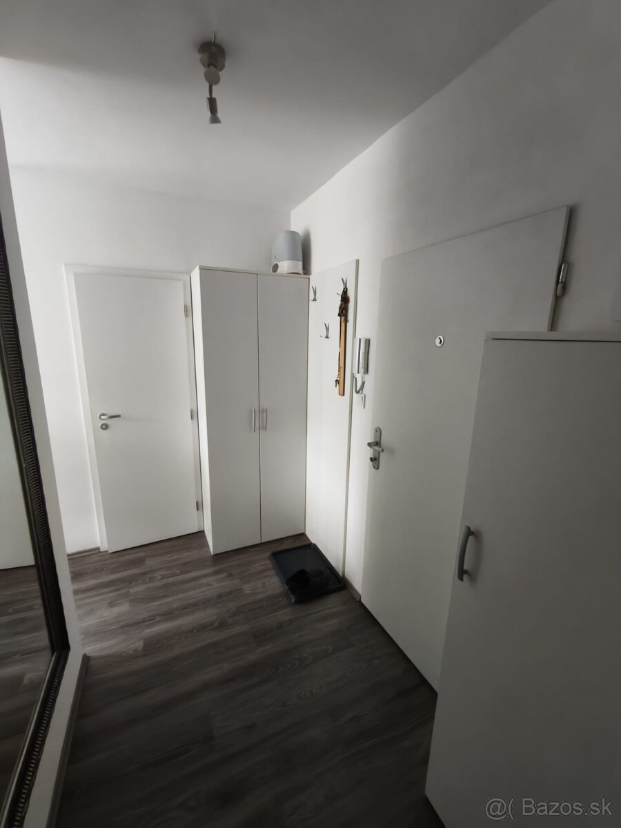 DVOJIZBOVÝ BYT V NOVOSTAVBE S PARKOVACÍM MIESTOM NA PRENÁJOM - 4