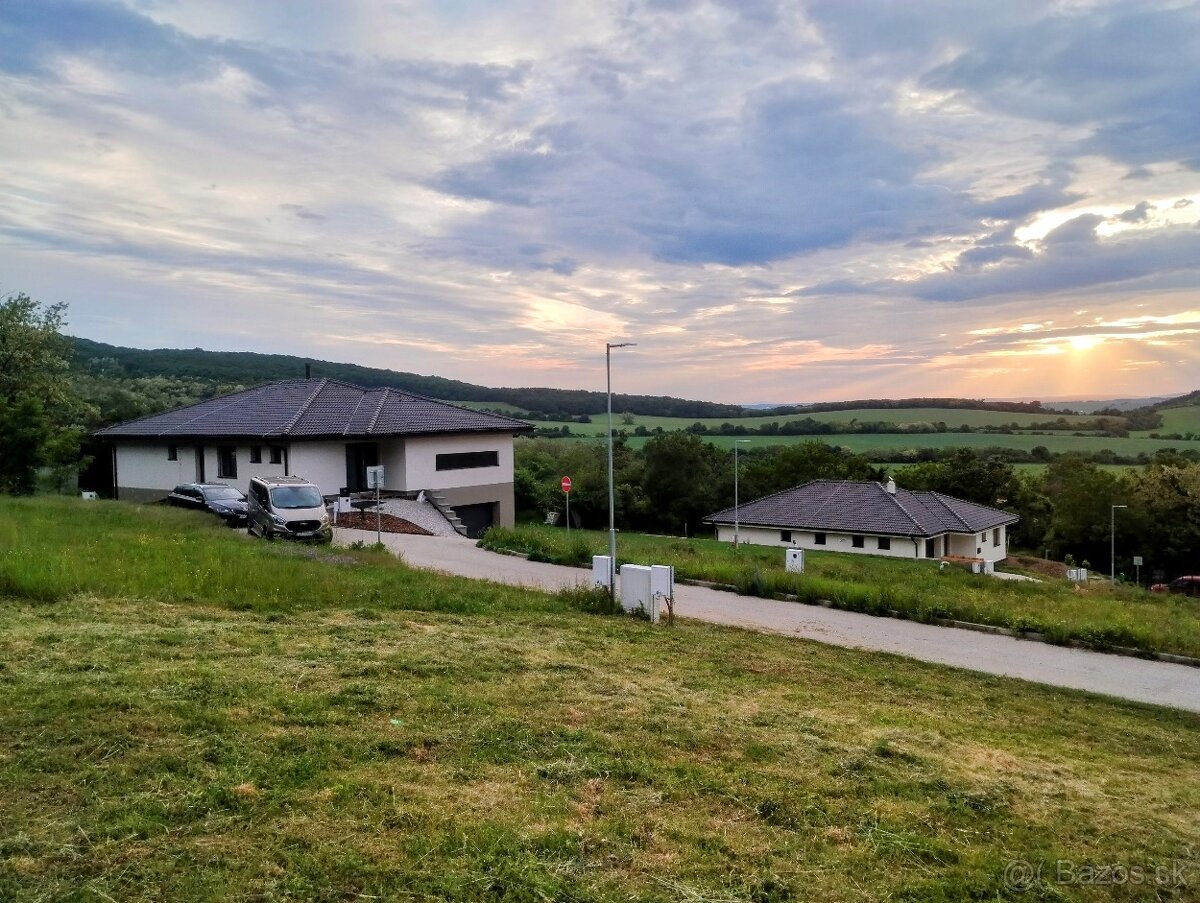 Predám pozemok Podhorany pri Nitre 762m2 - 4