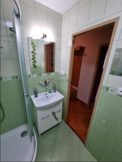 3-izbovy prerobený byt PP Juh 3 - 4