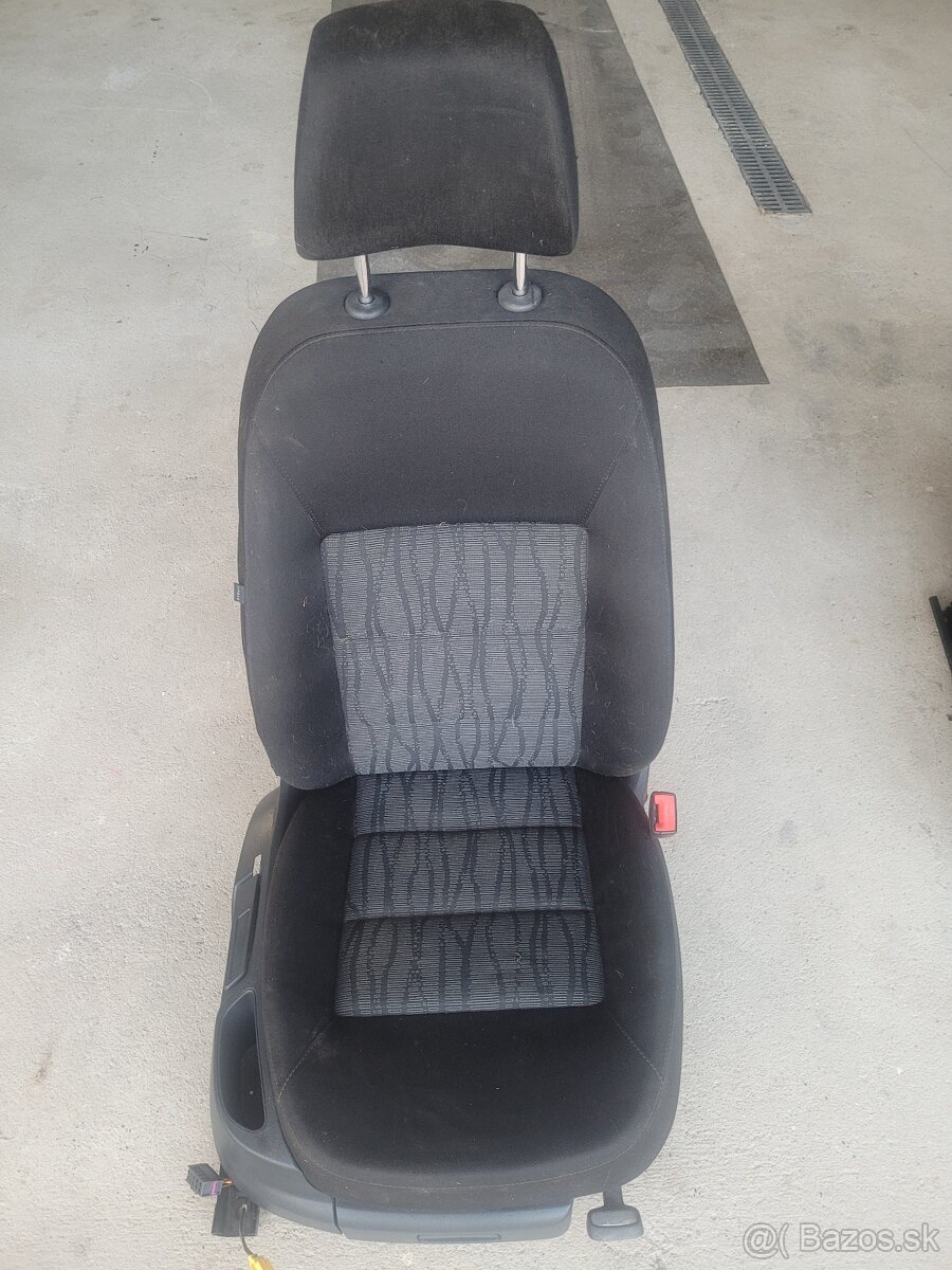 Škoda Octavia II sedačky - 4