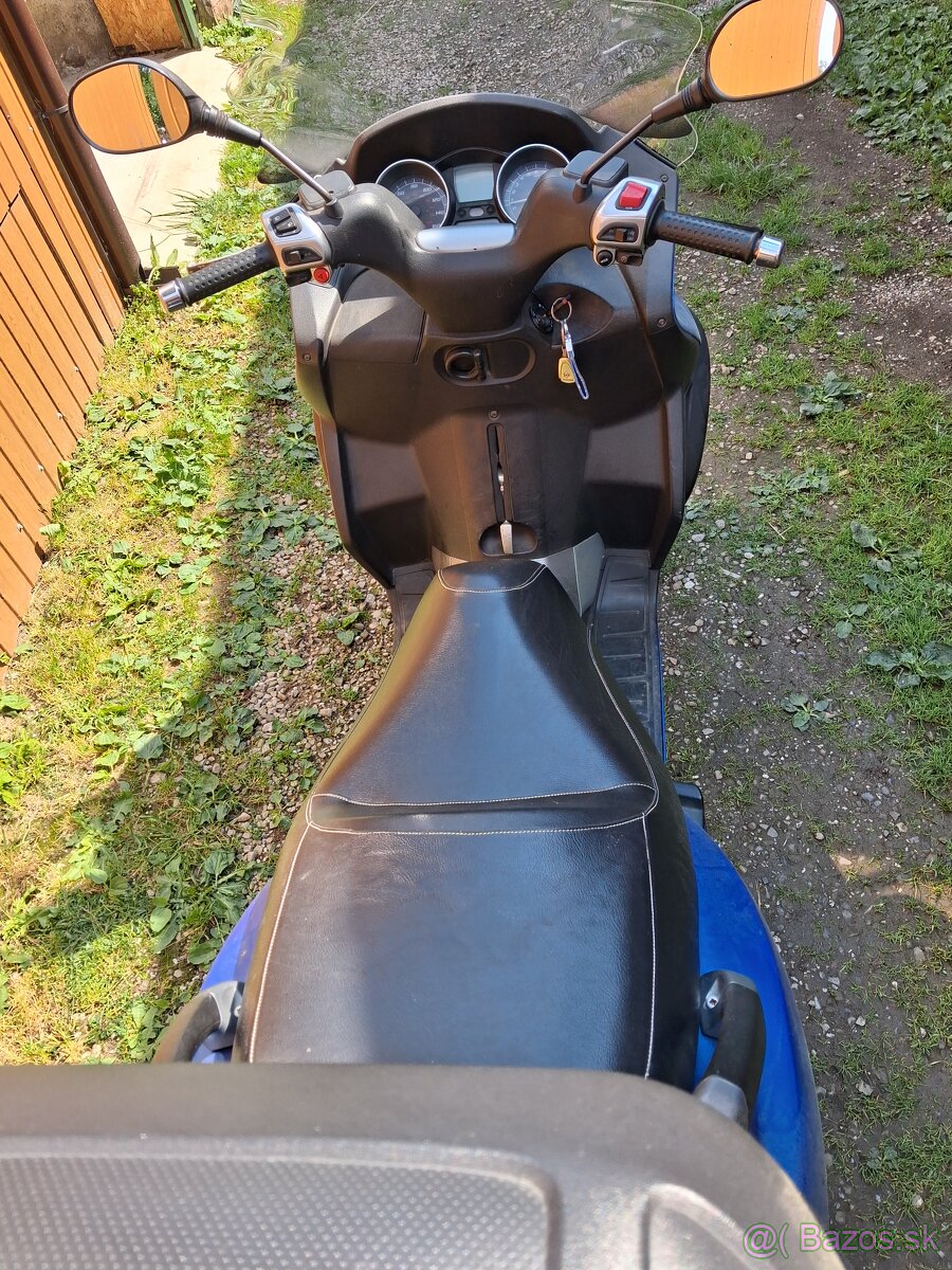 Piaggo 125 MP3 - 4
