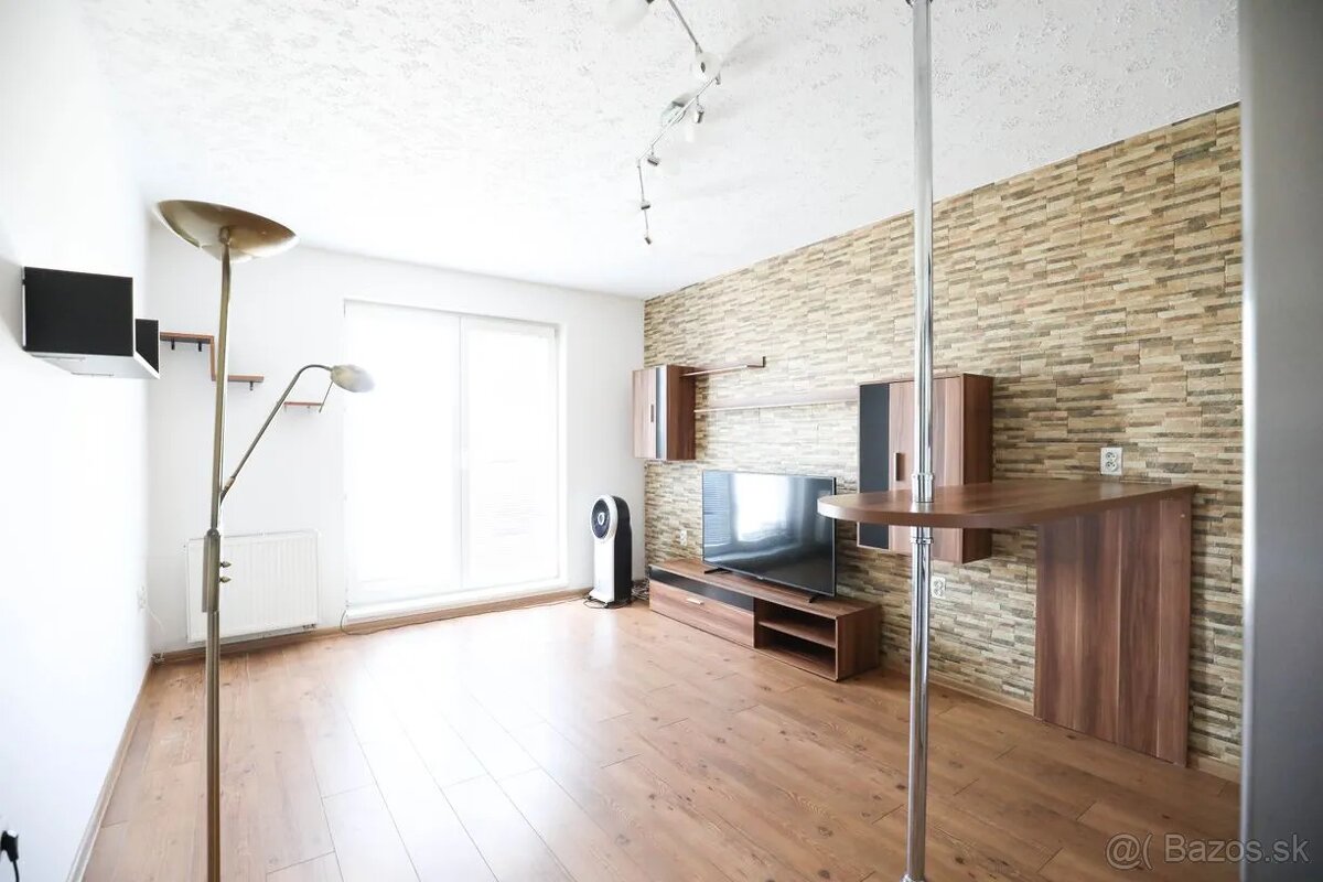 2- izbový byt na prenájom - 4
