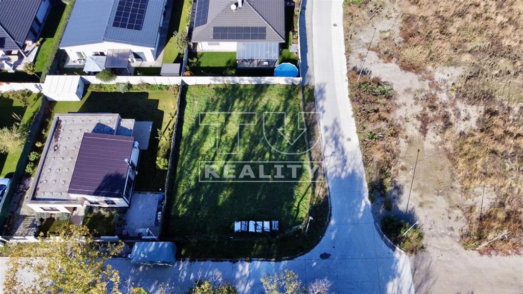 ZAČNITE STAVAŤ EŠTE TENTO ROK POZEMOK V HRUBEJ BORŠI –... - 4