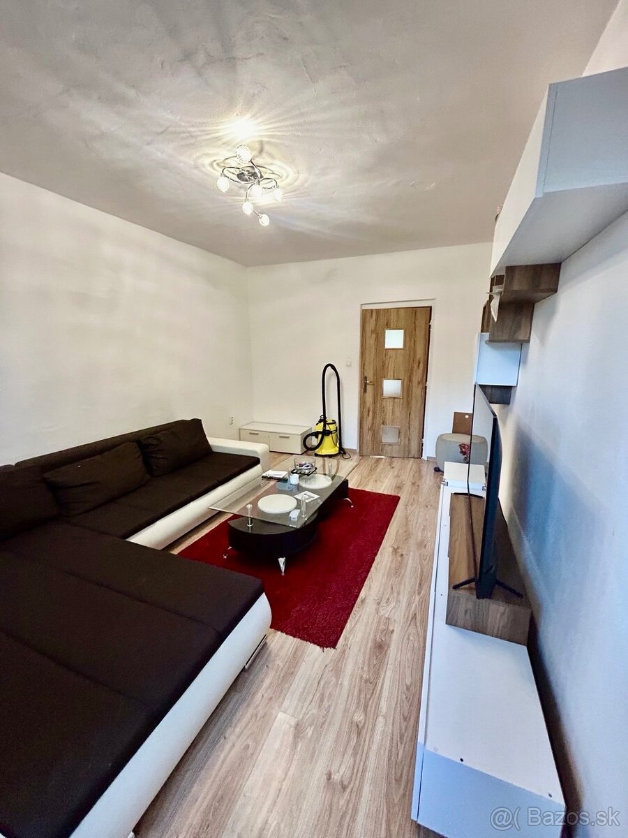 4-izbový byt pre študentov – 15 minút od Nitry (3–6 osôb) - 4