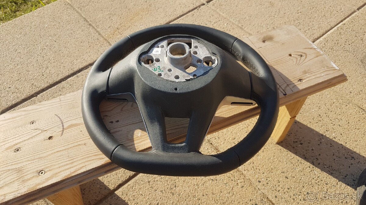 Predám multifunkčný volant na Passat B8 - 4