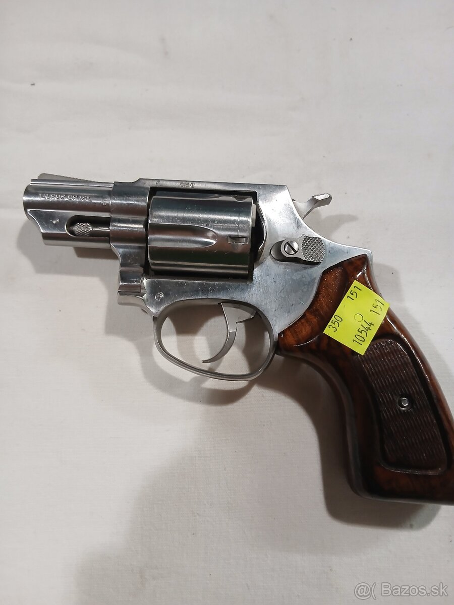 Predám revolver Taurus 2 palec - 4