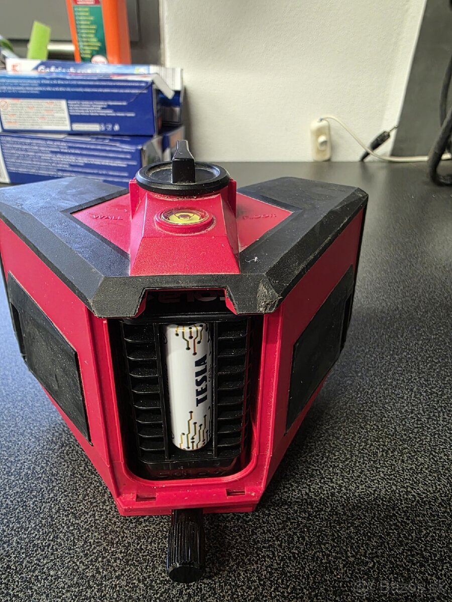 Krížový laser SOLA FLOX - 4