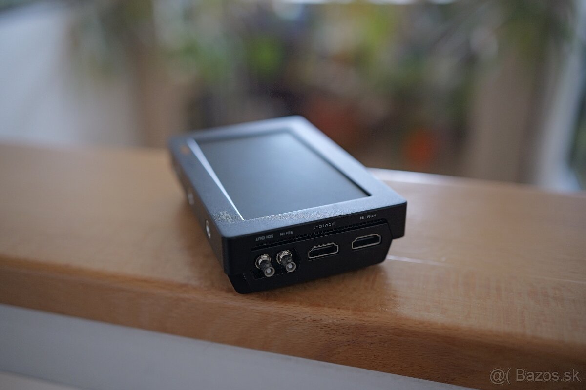 Blackmagic Videoassist 5" 12G – TOP stav - TOP CENA - 4