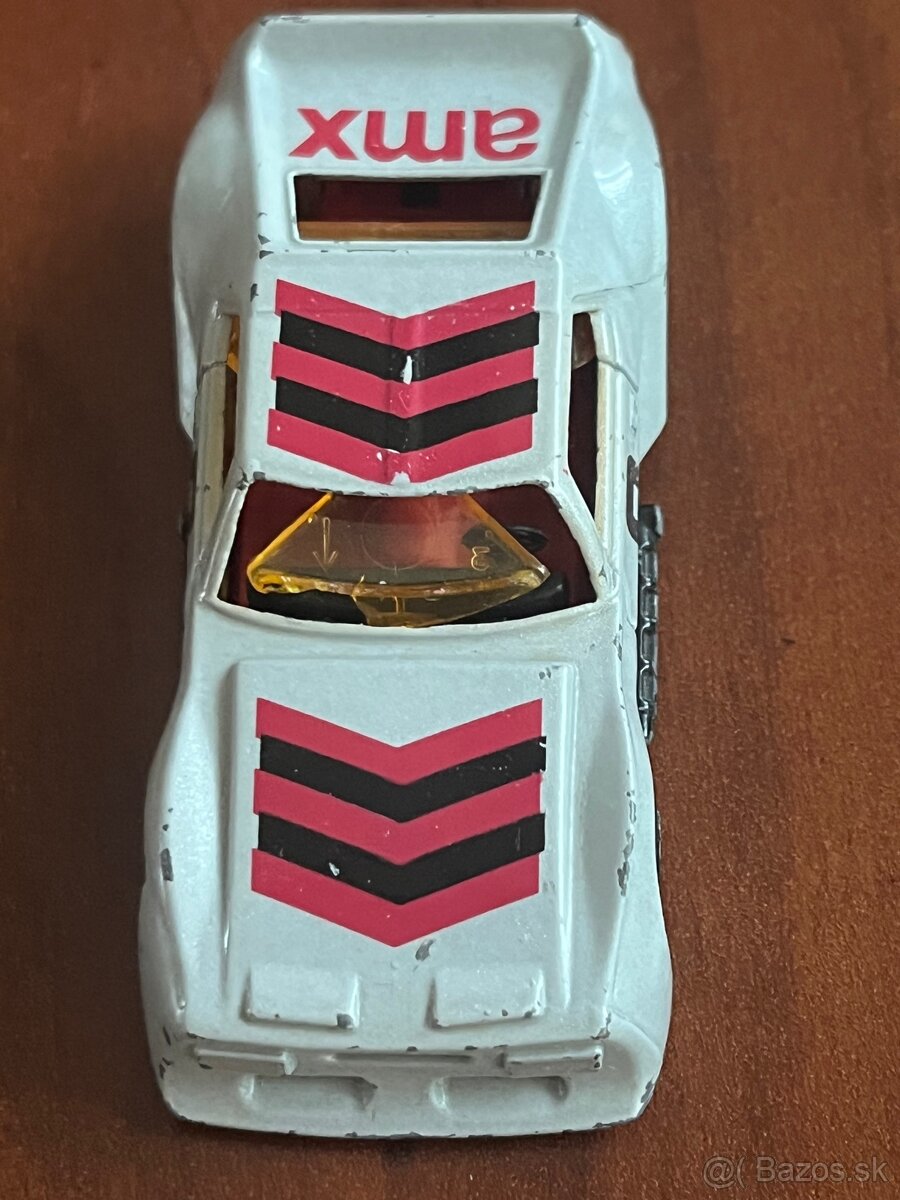 Anglicak auticko AMX - 4