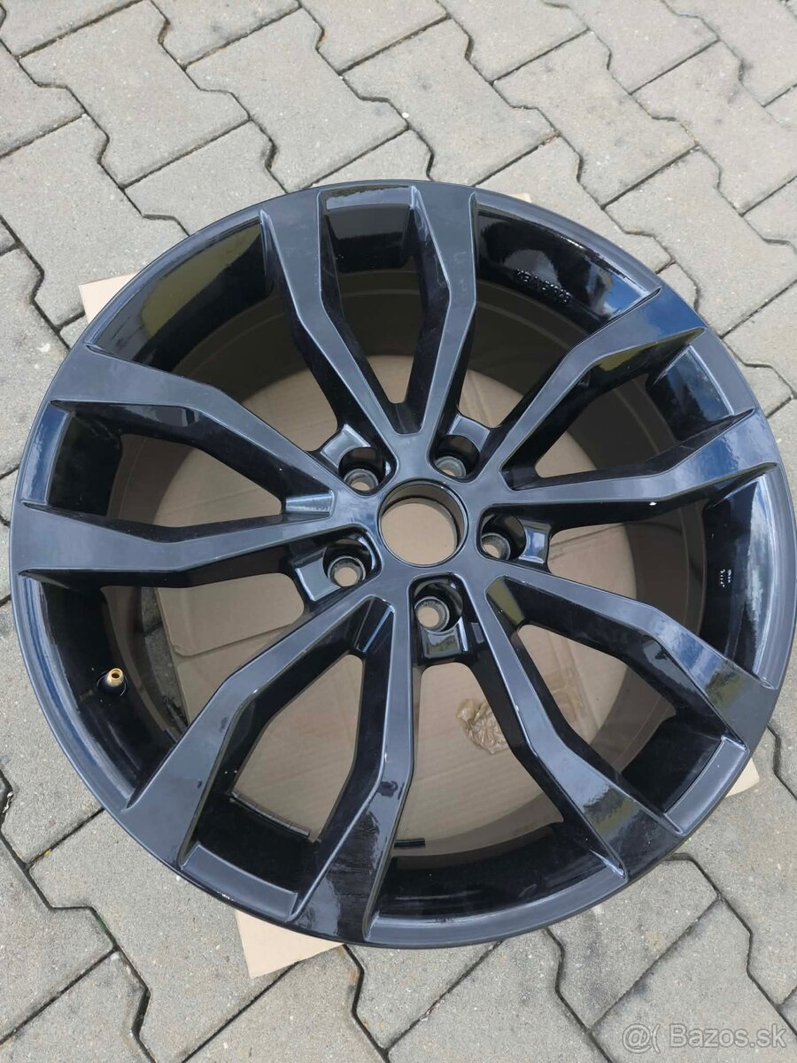 Predám originál diky Autec Uteca r18 5x112 ET 38 - 4