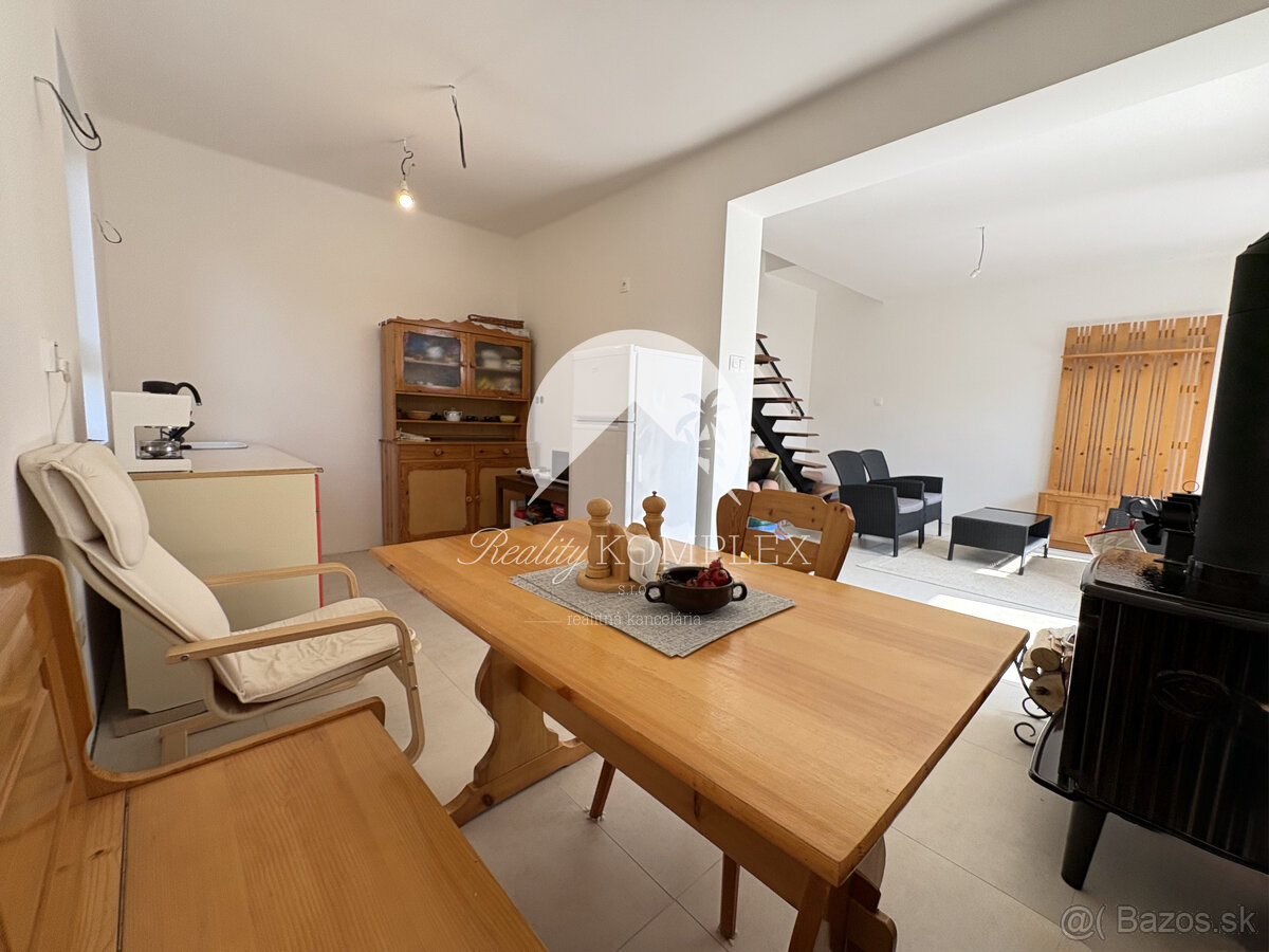 IBA U NÁS Reality KOMPLEX s.r.o. Vám ponúka na PREDAJ zr - 4