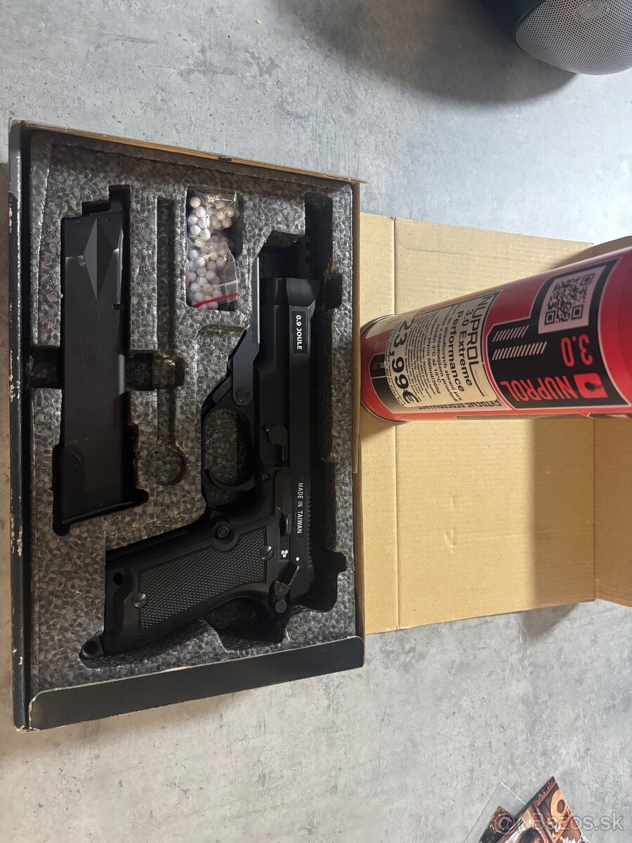 Airsoft pištoľ - 4