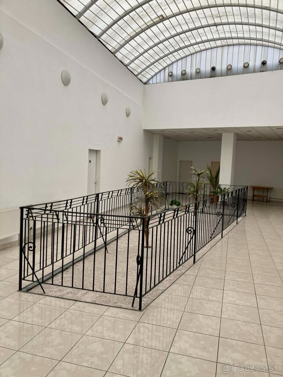 EXKLUZÍVNE - Kancelária na prenájom – 30 m² | Štúrovo | Peši - 4