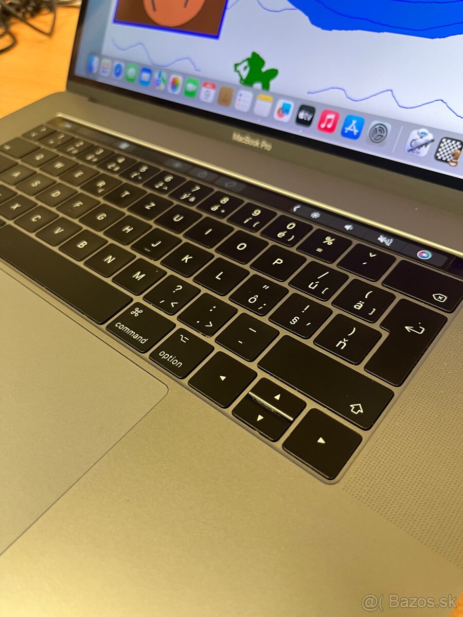 Predam Macbook Pro 15 palcovy, 2017, SK klav - 4