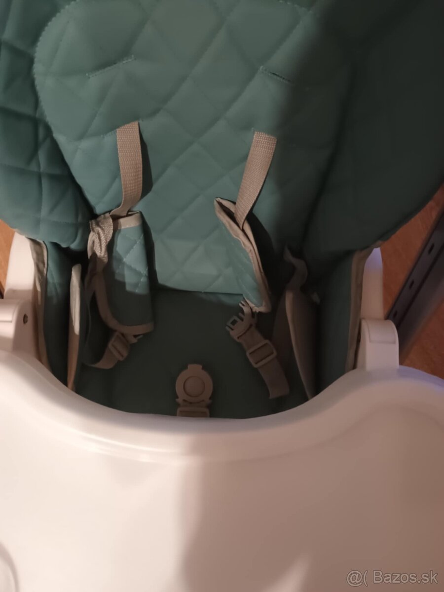 Jedálenská stolička - 4