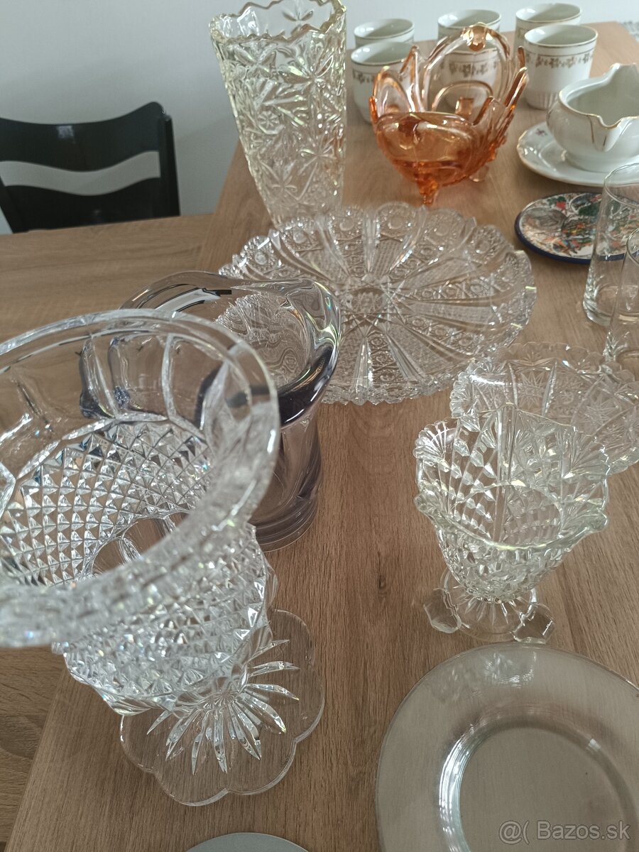 Taniere, misky, vázy, poháre - 4