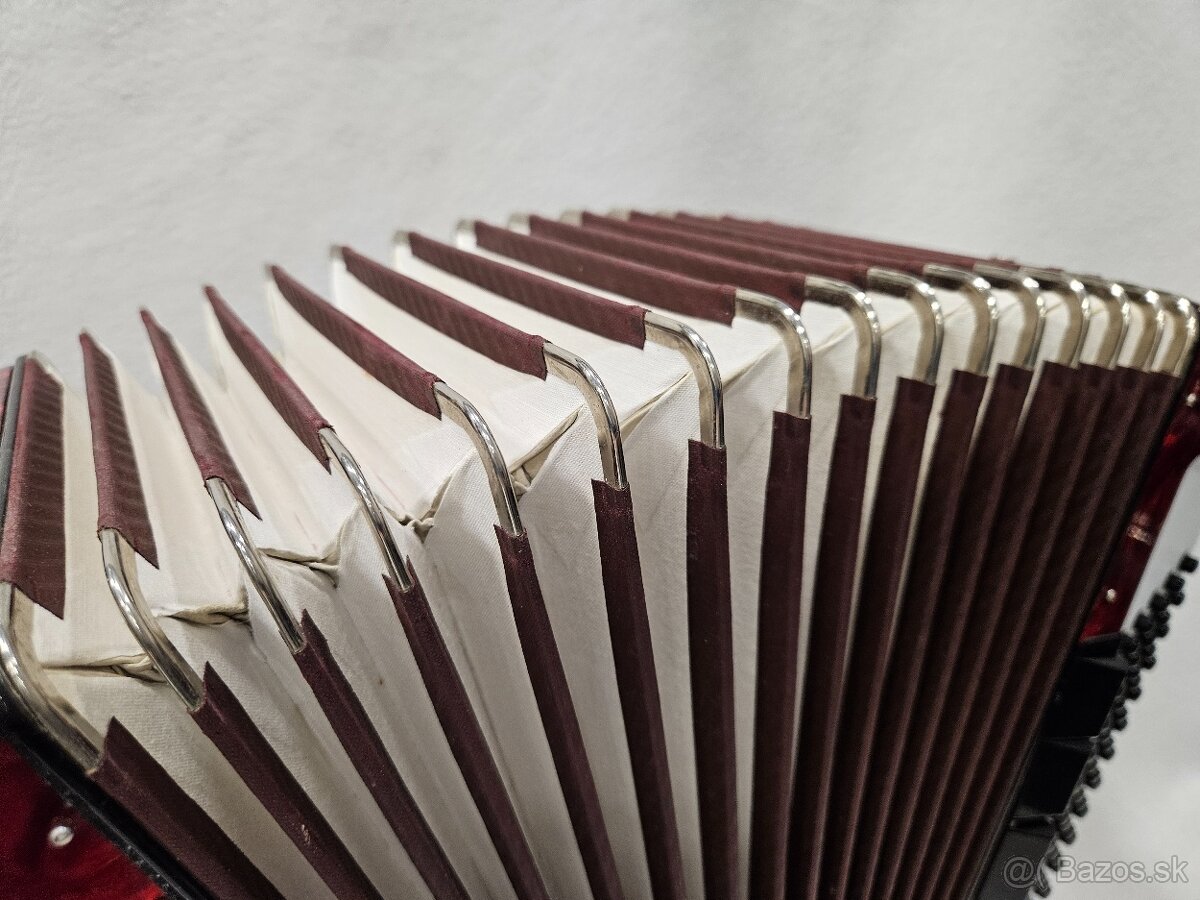 Akordeon weltmeister caprice 96 basovy - 4