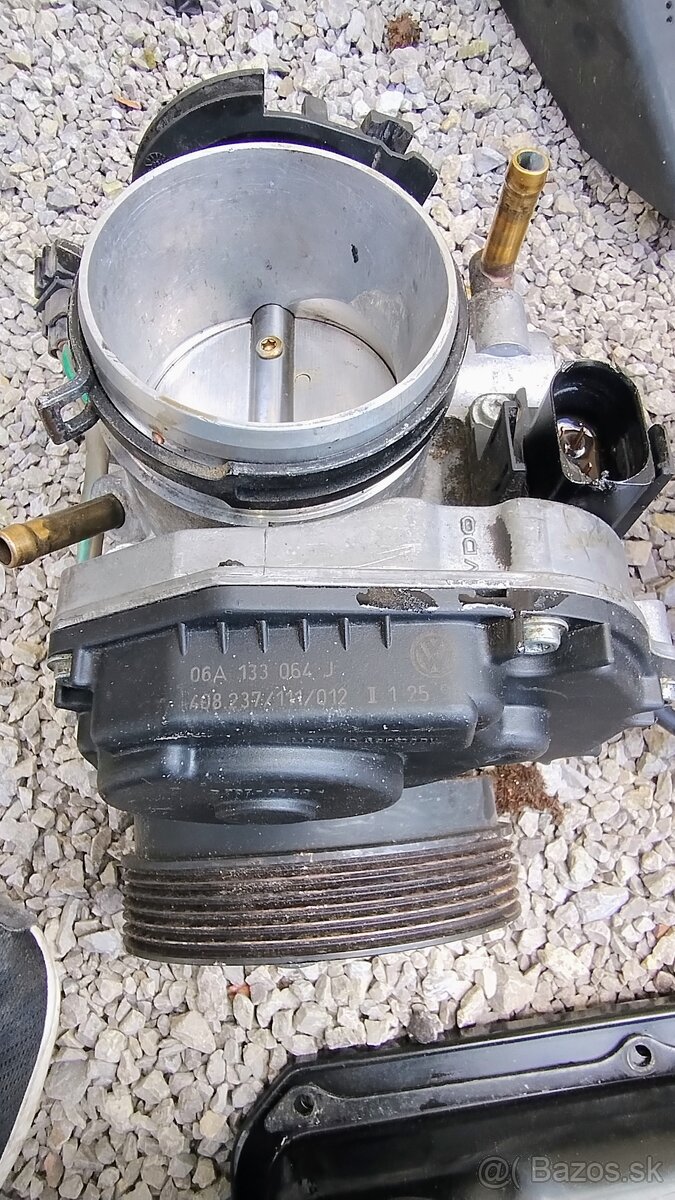 Motor AKL diely hlava blok - 4