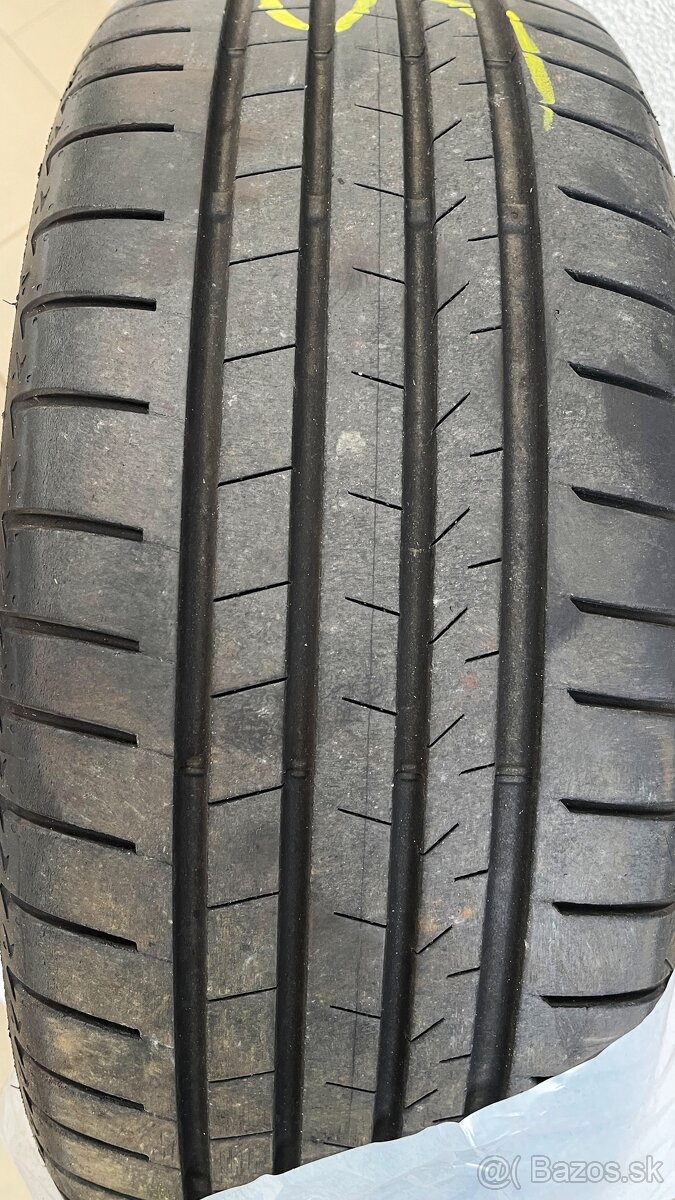 Bridgestone Alenza 001 235/45 R20 96W - 4