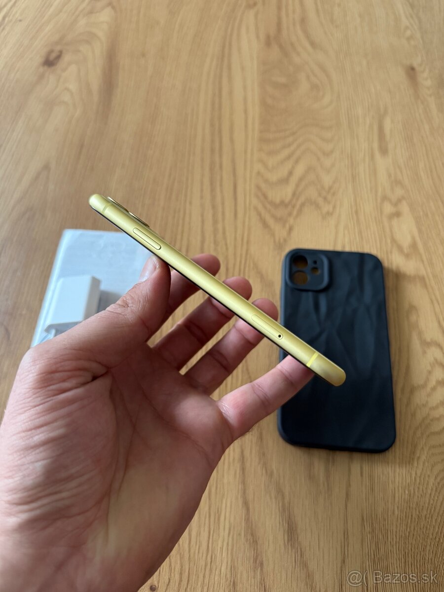 iPhone 11 64 gb Yellow v záruke + príslušenstvo - 4