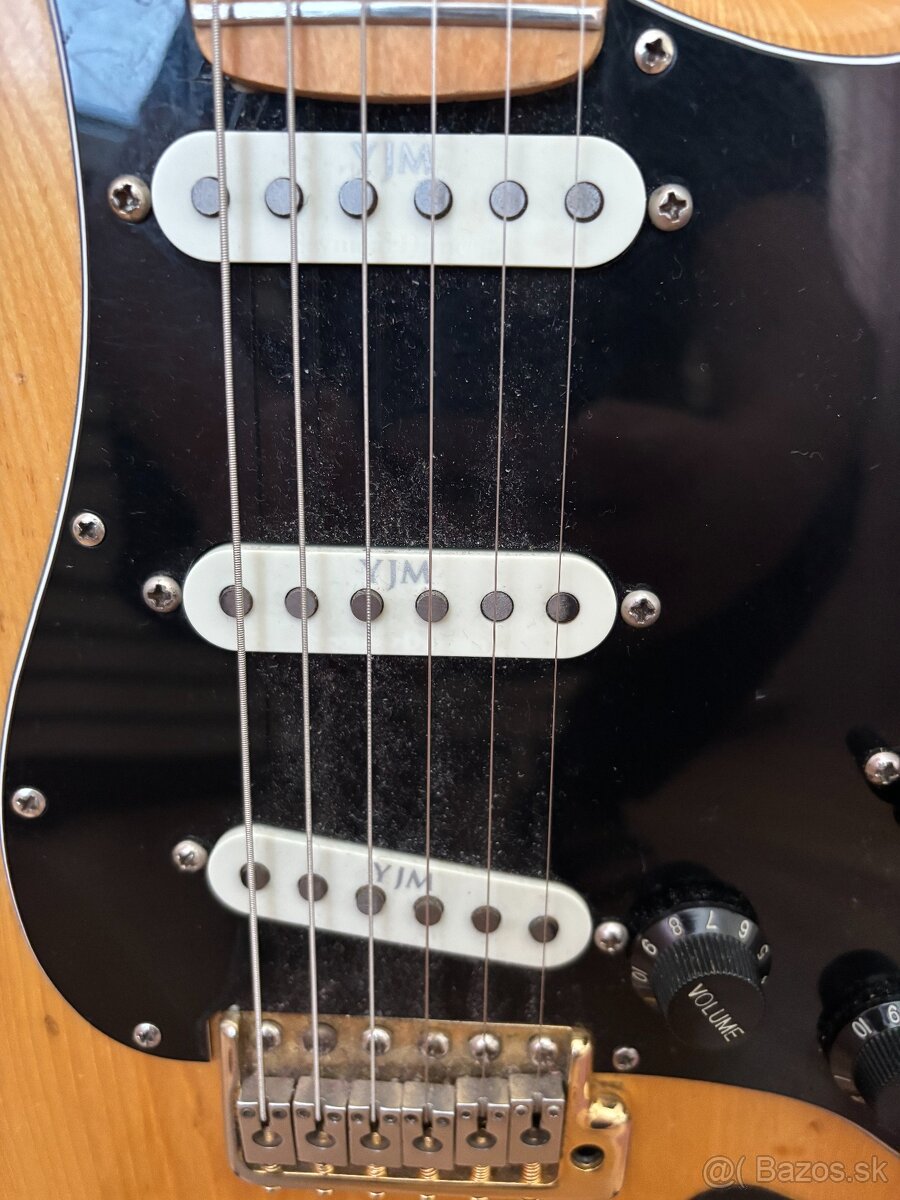 Fender Staratocaster Made in Japan - 4