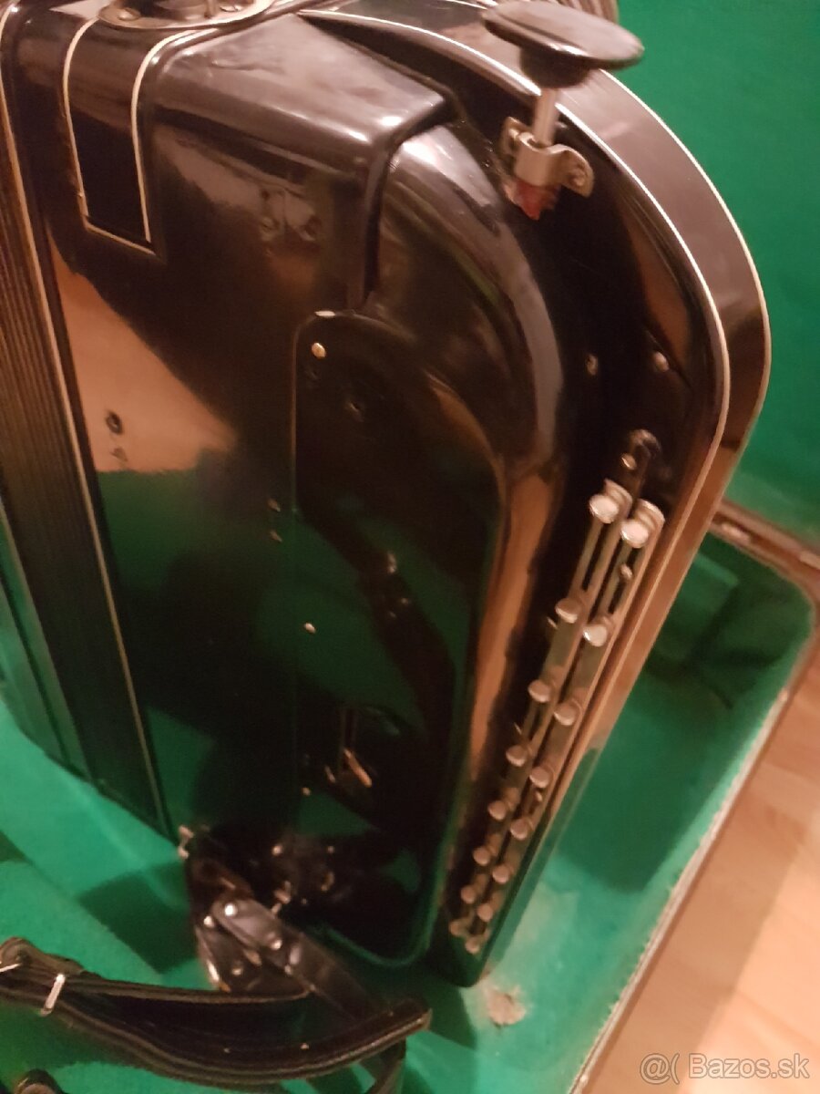 Predám Akordeon Morino Artiste IX D - 4