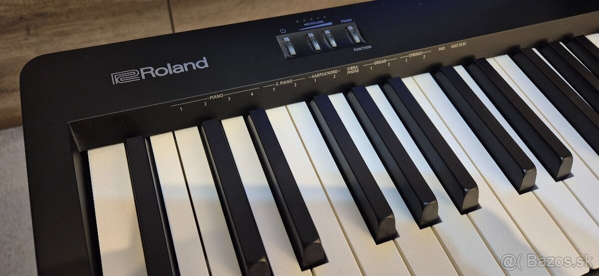 Roland FP-10-BK - 4