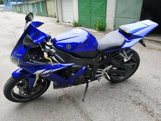 Predam Yamaha R1 - 4