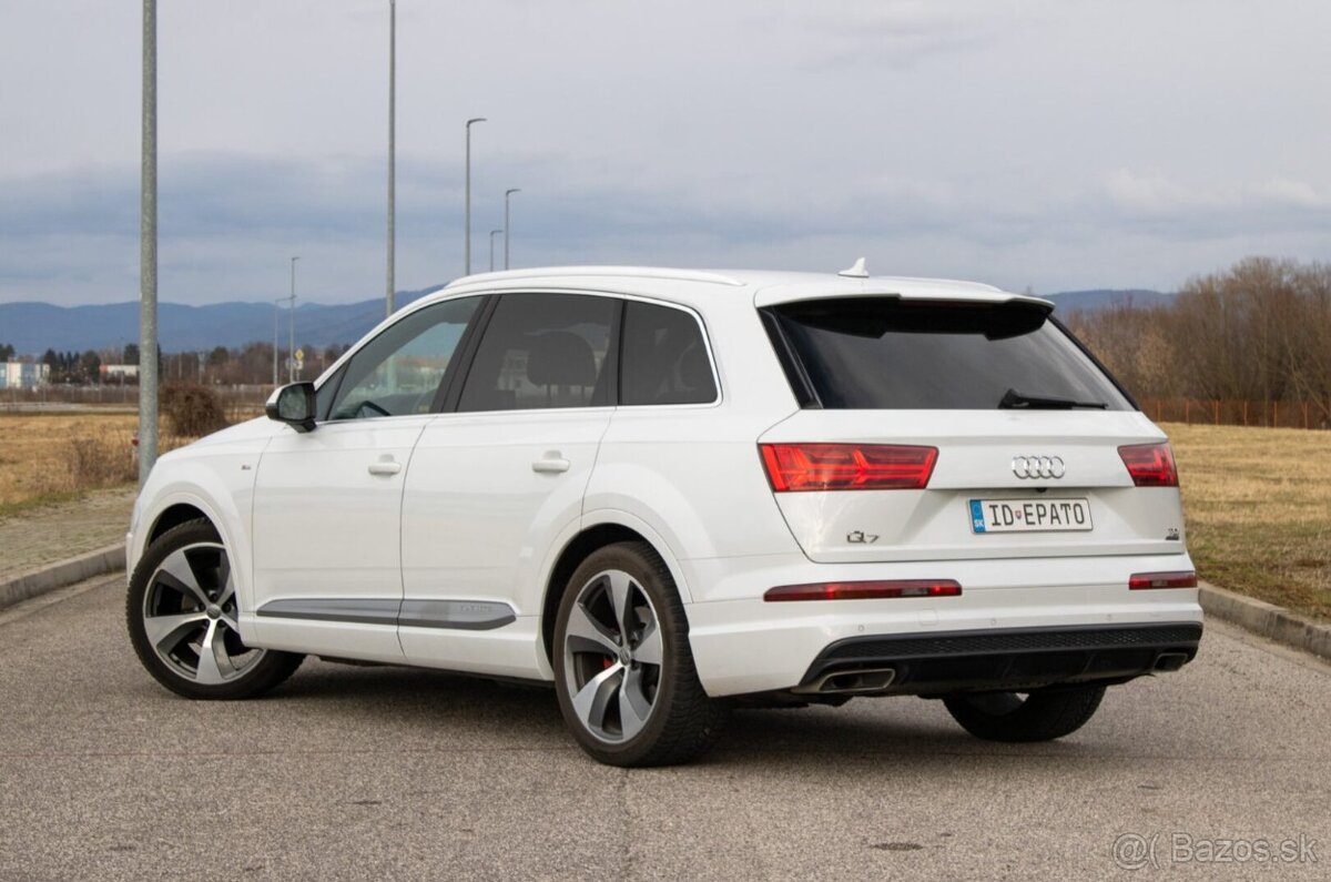 Audi Q7 3.0TDI S-line aj na splátky - 4