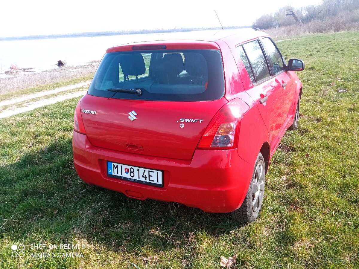 Predám Suzuki Swift lll - 4