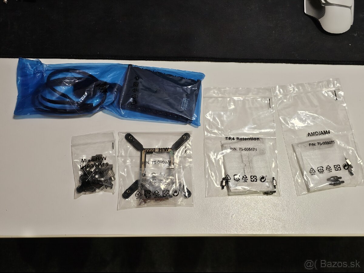 Corsair iCue H100i Elite Capellix 240mm - 4