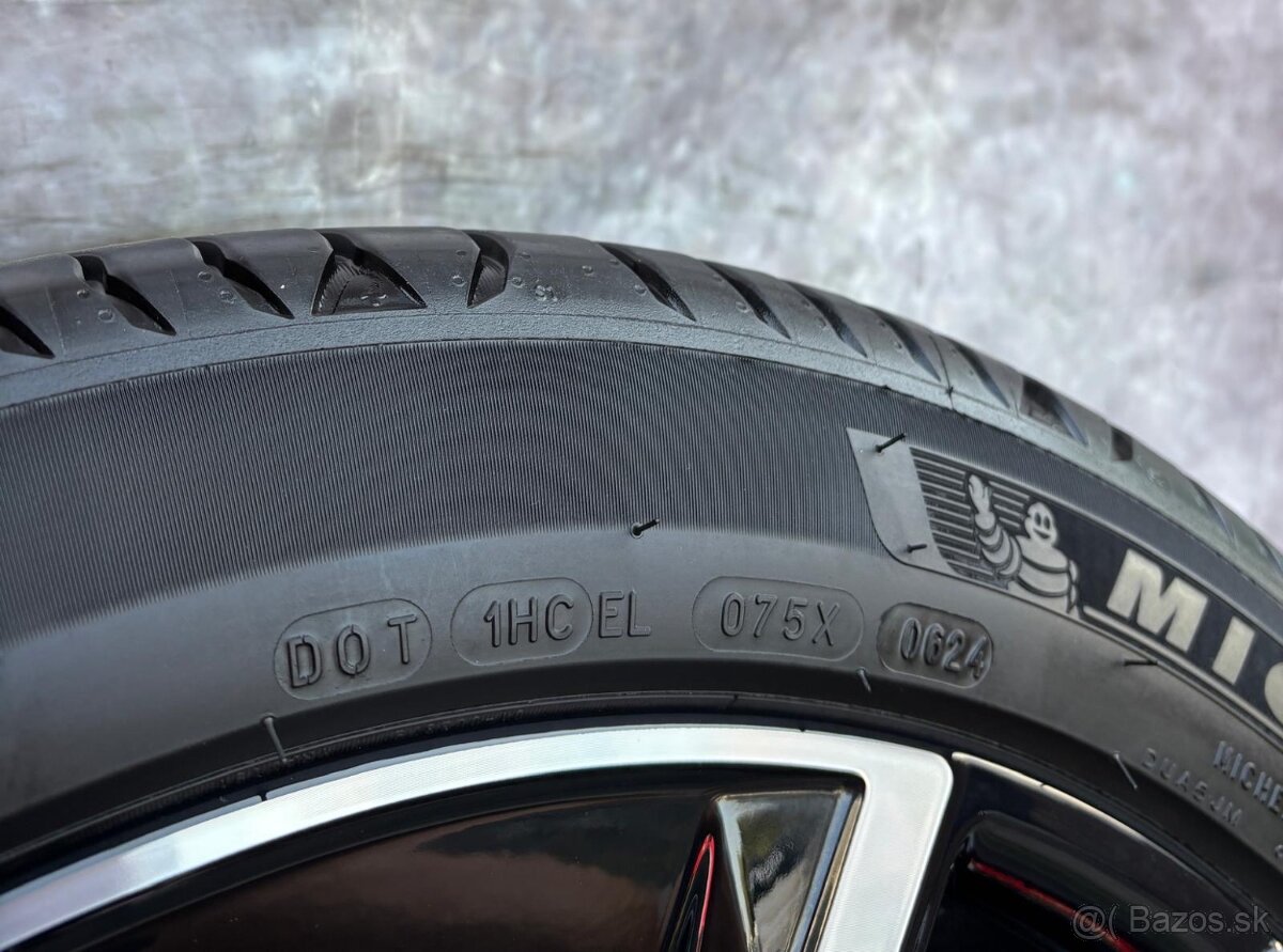 Letní originální sada Volvo V60/S60 235/45R18 98W - 4
