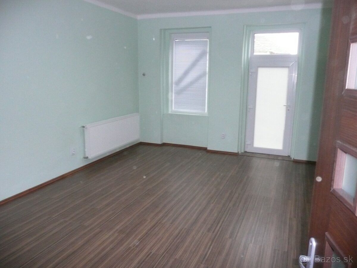 Dom na predaj /prenájom/ pozemok 11á, Galanta - 4