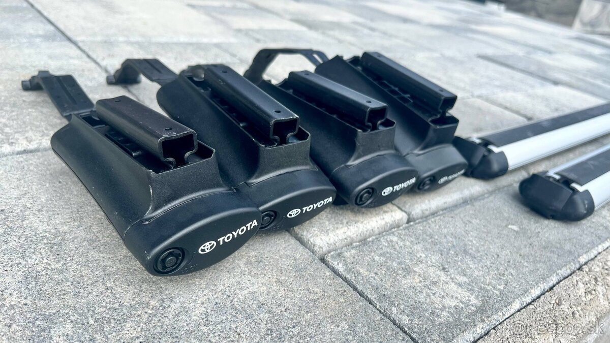 Thule strešne nosiče Toyota Rav 4 - 4