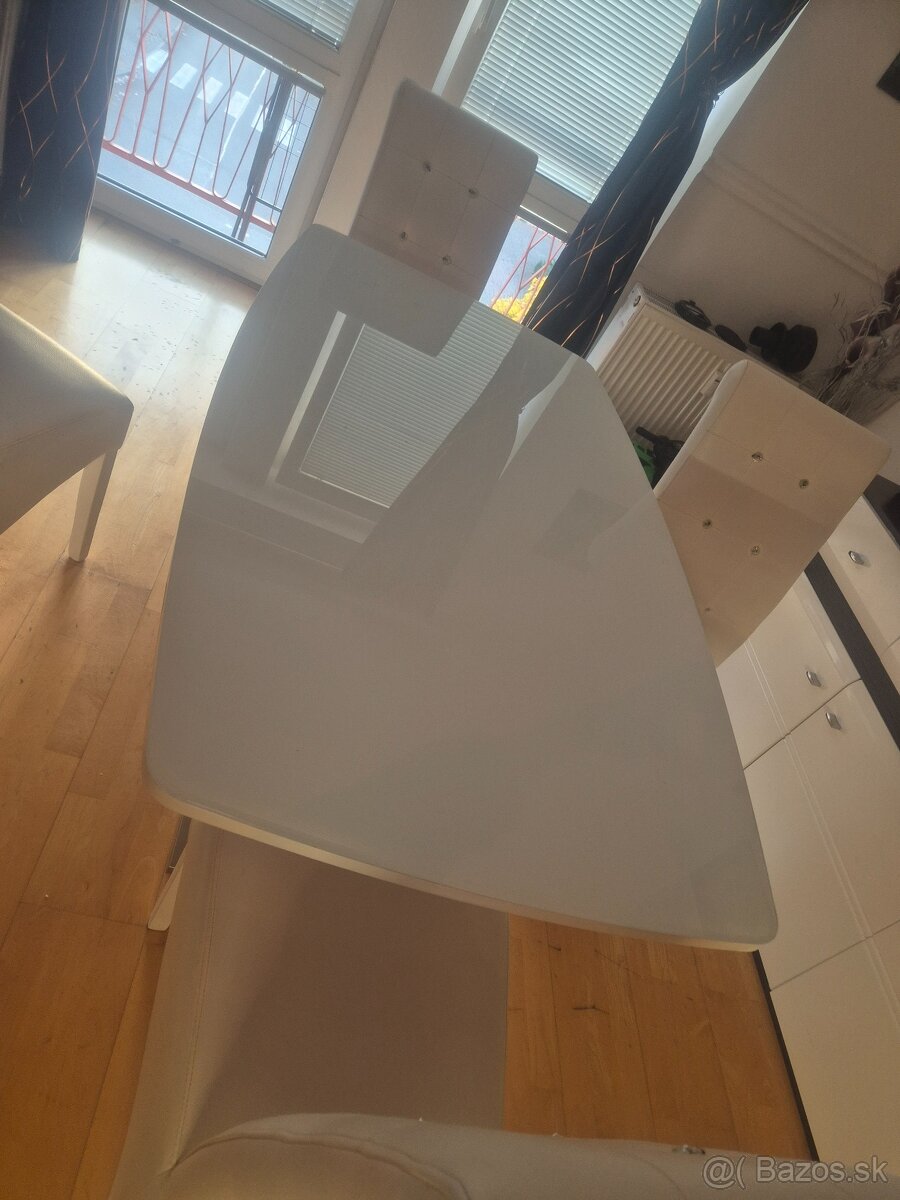 Jedálenský stôl stoličky krasny - 4