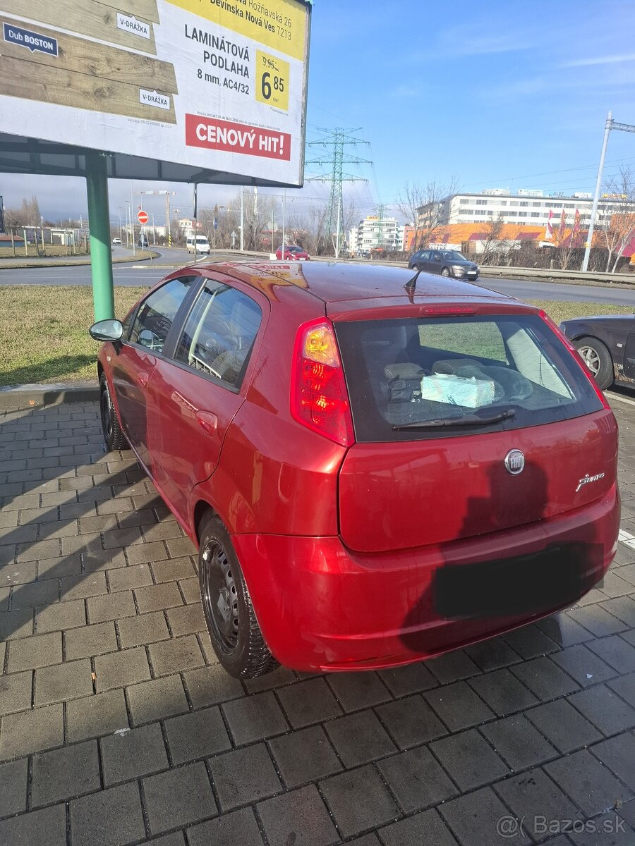 Na predaj Fiat Grande Punto: - 4