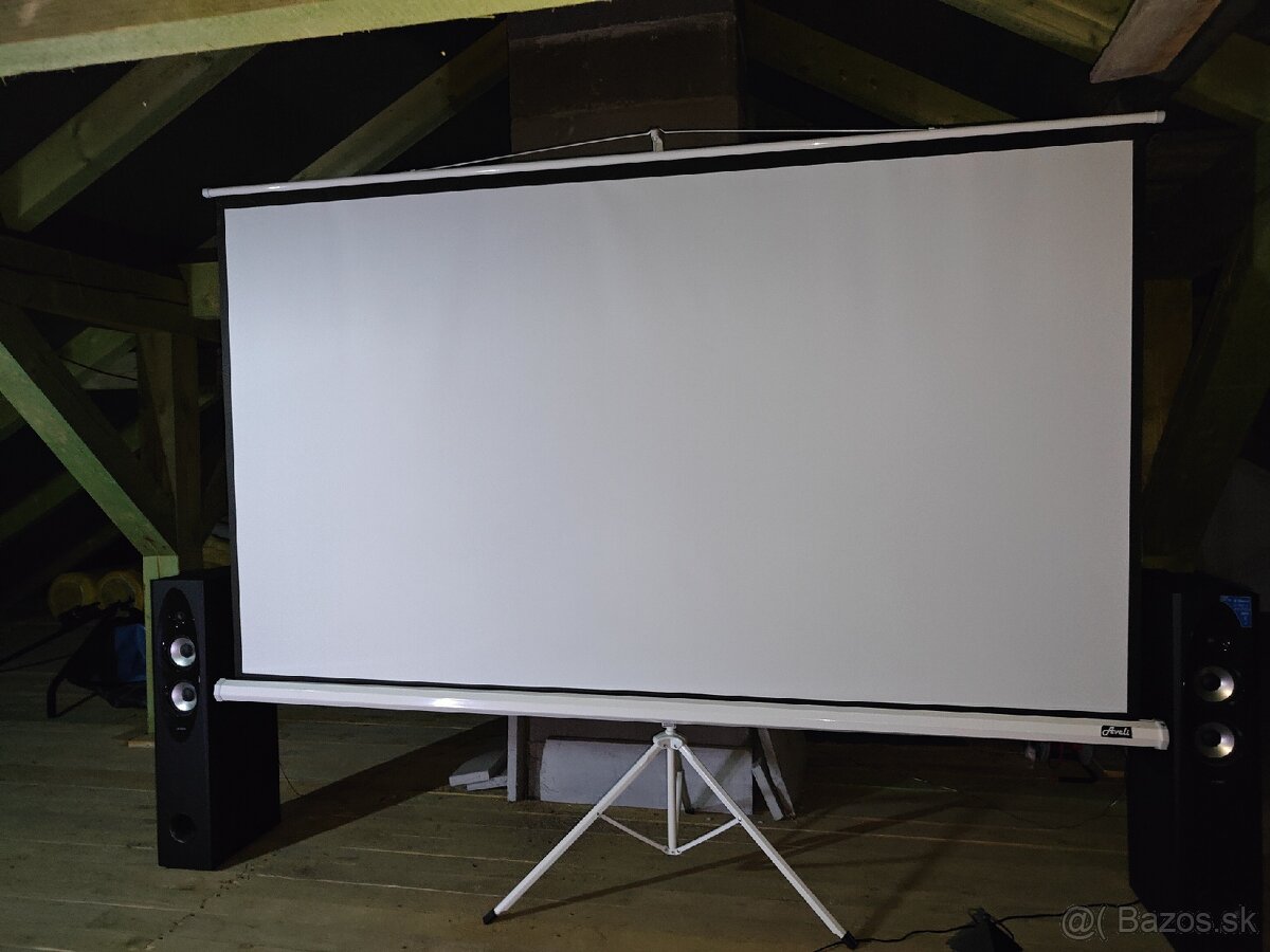 Projektor + plátno - 4
