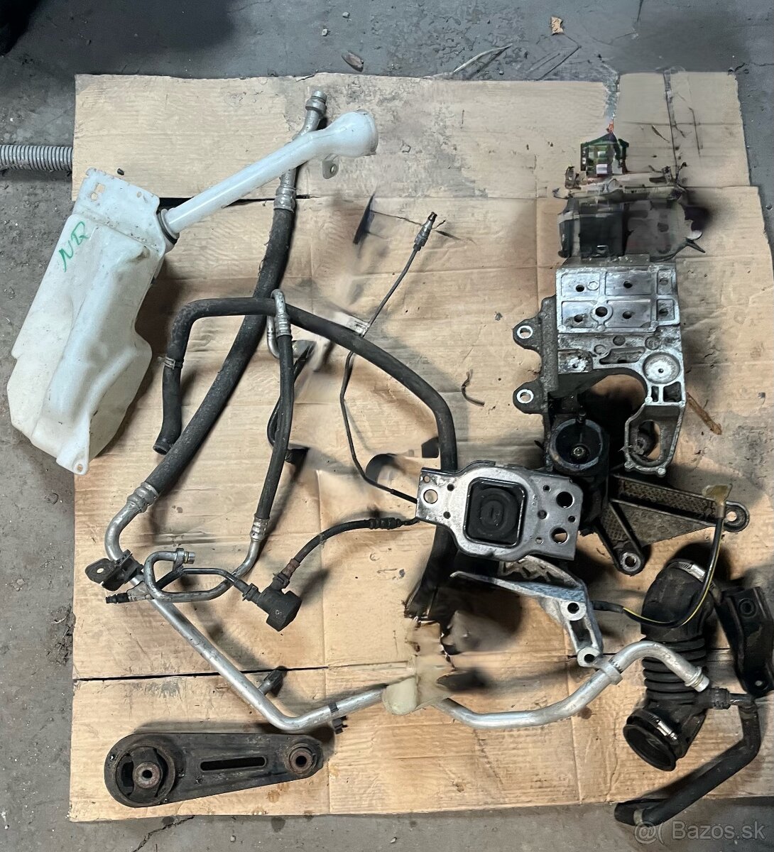 Vsetko komplet za 100e Nissan Qashqai 1.6 Benzín - 4