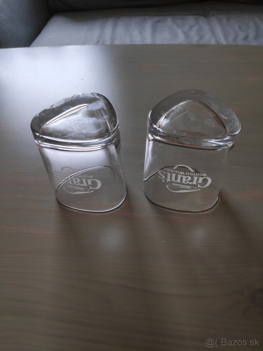 Poháre - 1, pijačka - 4