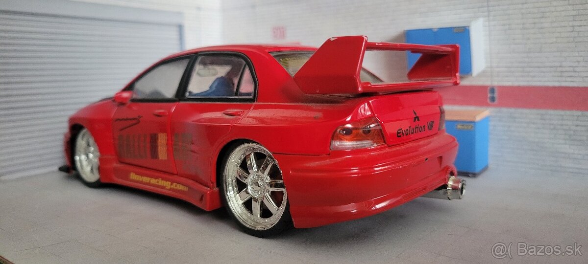 Predam tuningove modely aut v 1:24 mierke - 4