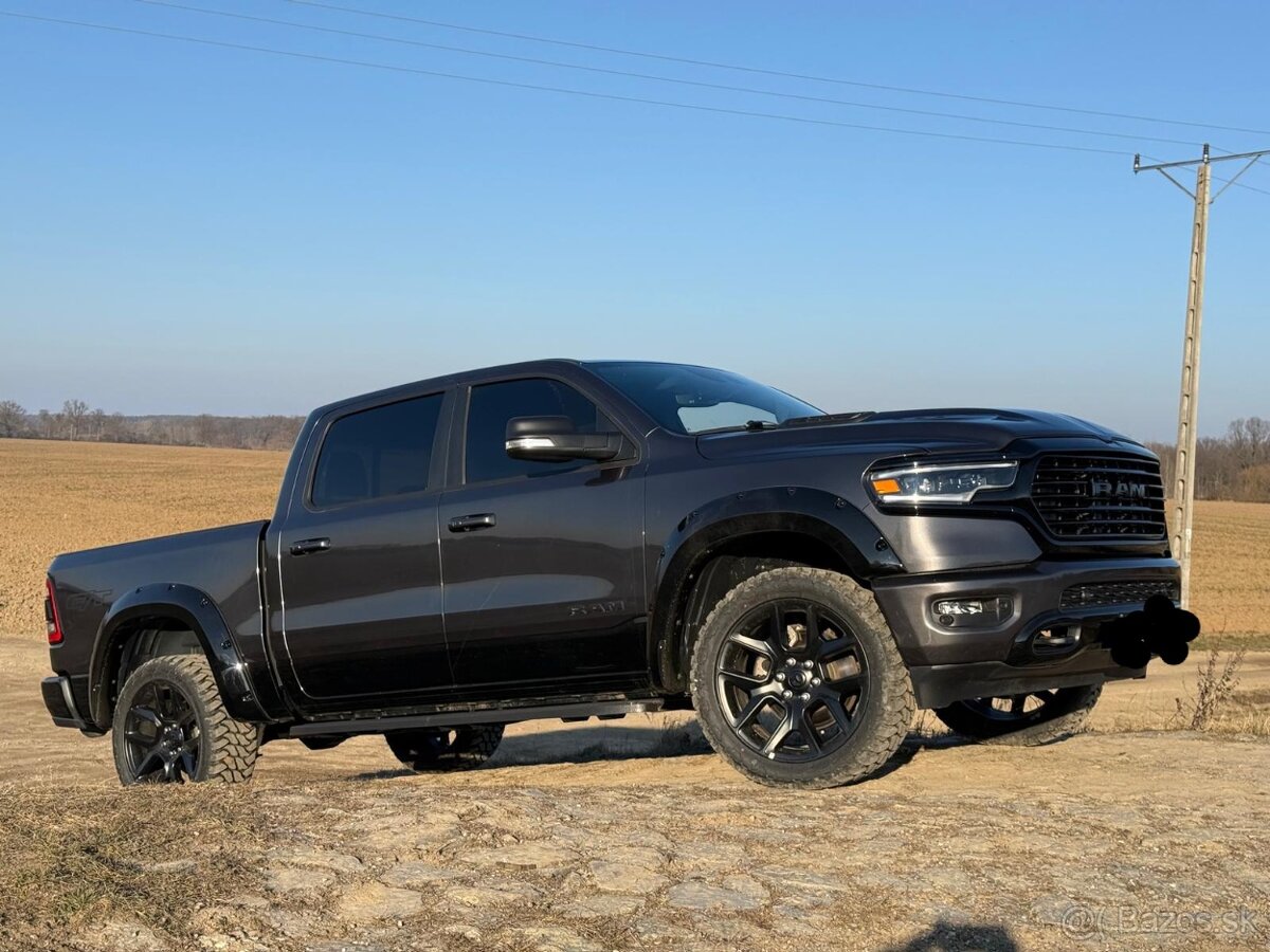 DODGE RAM 1500 5,7 HEMI 2022 GT 46 000 km NOVÁ CENA