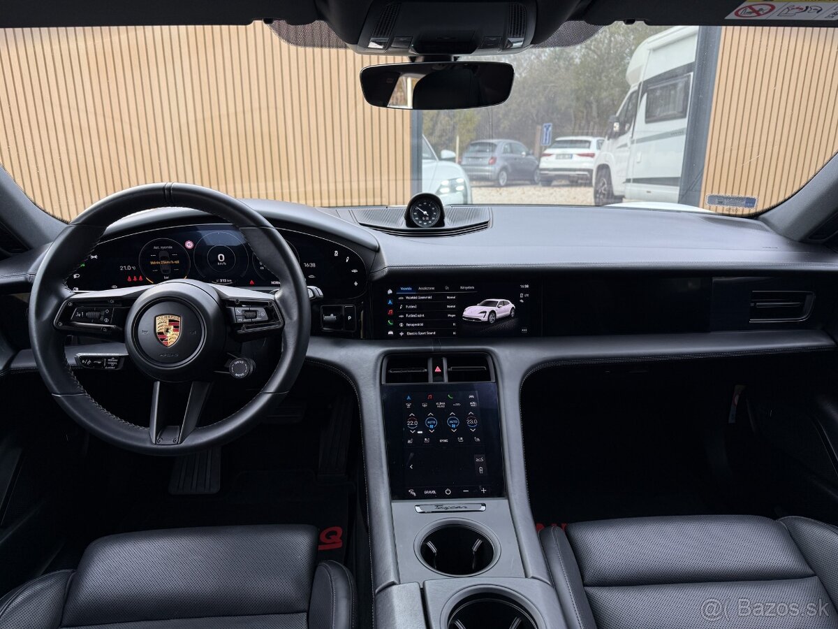 Porsche Taycan Cross Turismo 4 S Pano, Bose, Head-Up,Ambient - 4