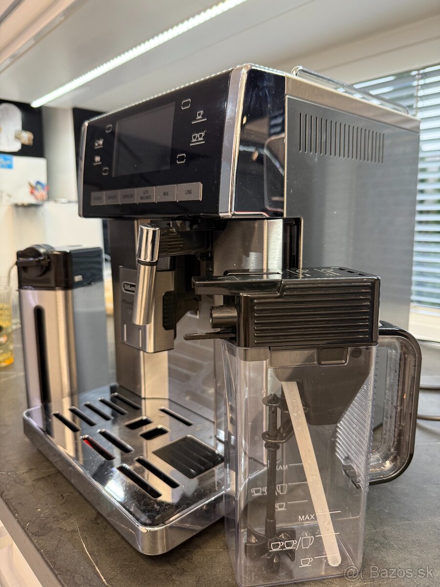 DeLonghi PrimaDonna Exclusive ESAM 6900.M - 4