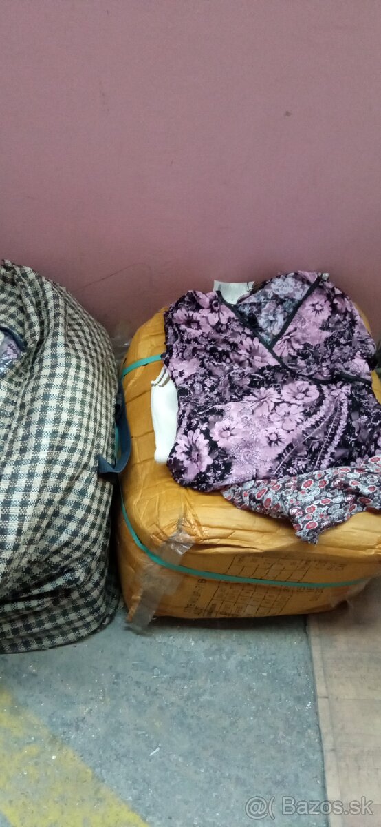 Predam tricka svetriki mix damskie len v celku - 4