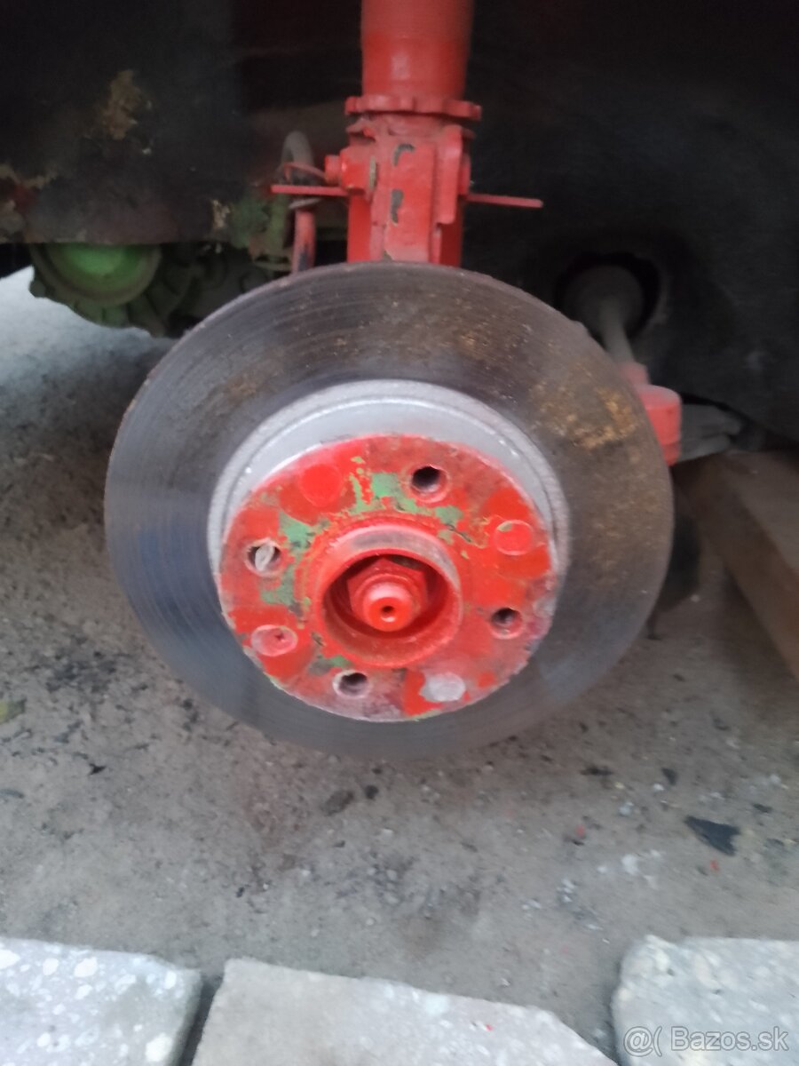 Predám na Golf mk1 - 4