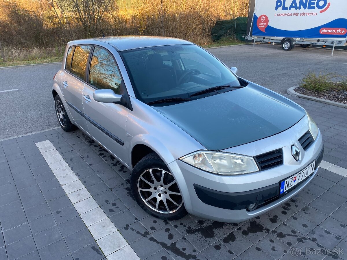 Predám Renaulr Megane ll. 1,6 benzin - 4