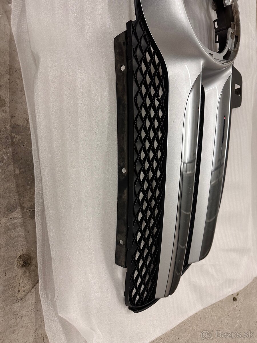 Mercedes V class w447 predna maska - 4