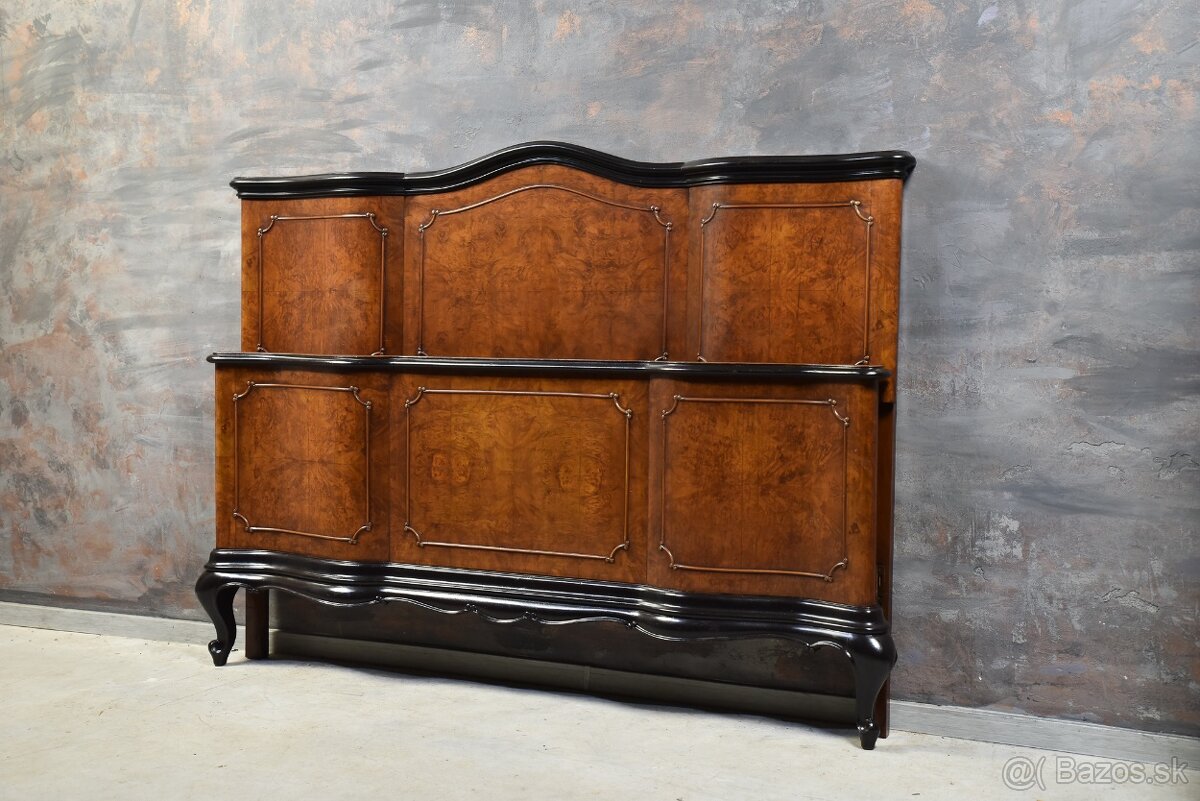 POSTEL Z ORECHOVÉHO DREVA - 4